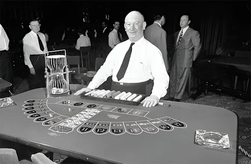 chuck-a-luck casino dice game